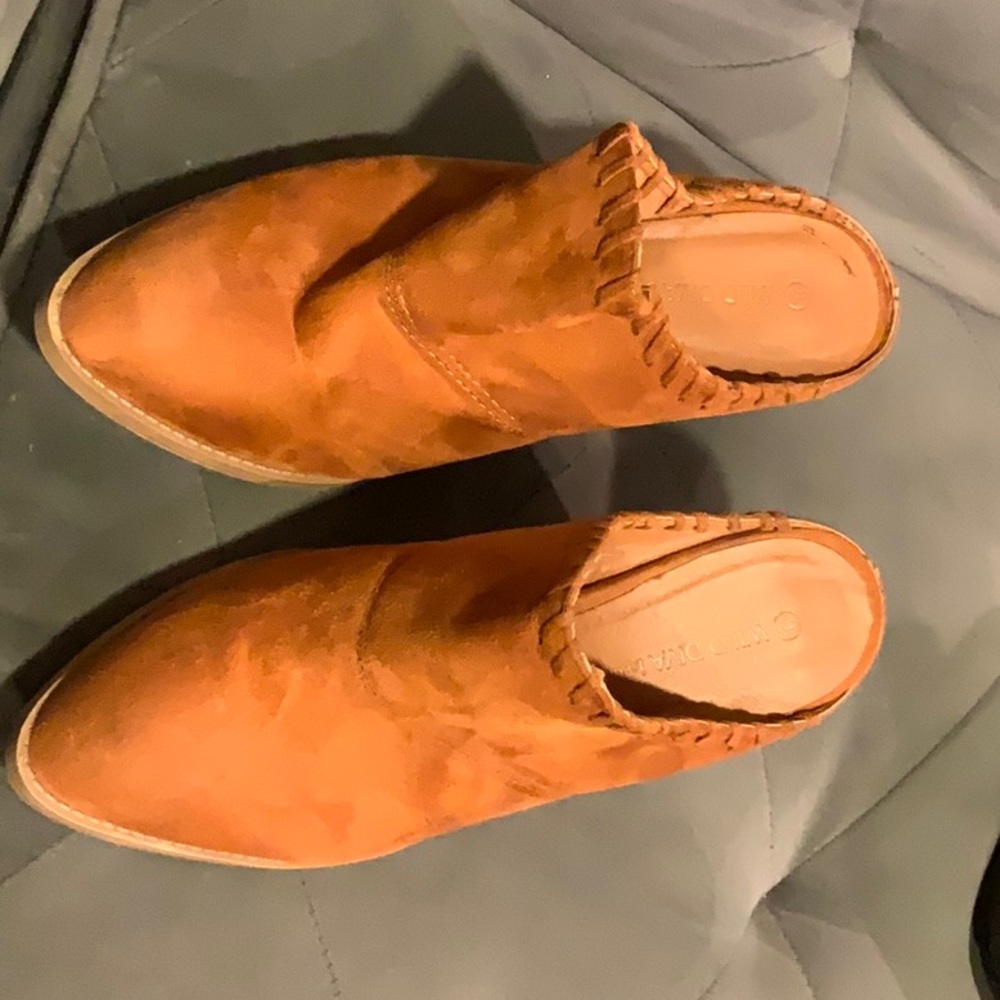 Woman’s shoes